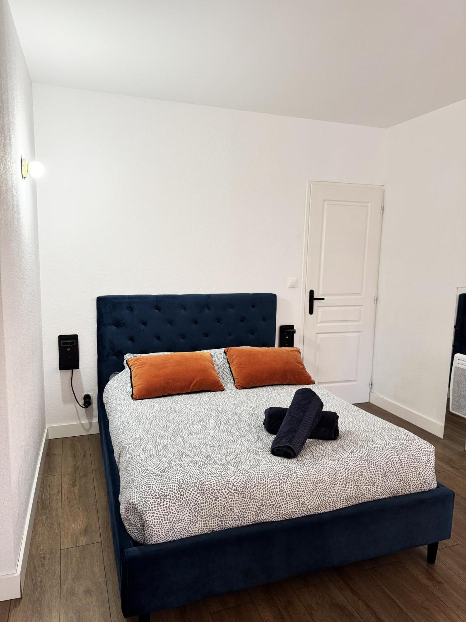 L' Oursin Apartment Sete Bagian luar foto